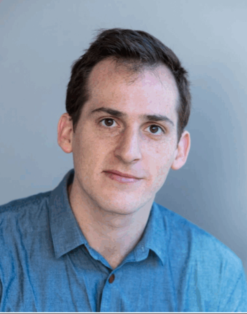 Headshot of Daniel Rappoport. 